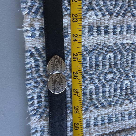 Brighton- reversible belt- black/ brown- 34.5 inches end to end- sz. S/28 - Picture 4 of 8